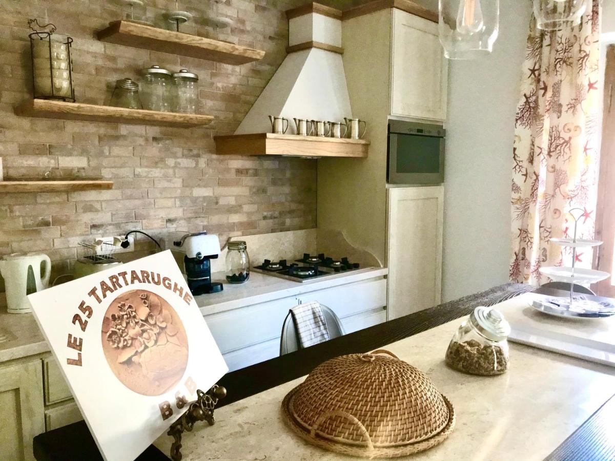 Bed and Breakfast Le 25 Tartarughe Santa Teresa Gallura Zewnętrze zdjęcie