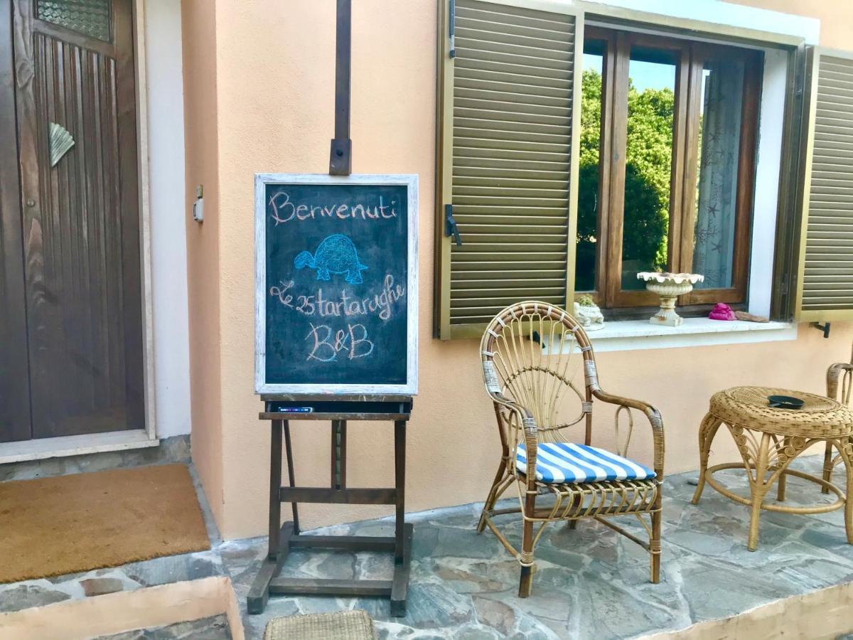 Bed and Breakfast Le 25 Tartarughe Santa Teresa Gallura Zewnętrze zdjęcie