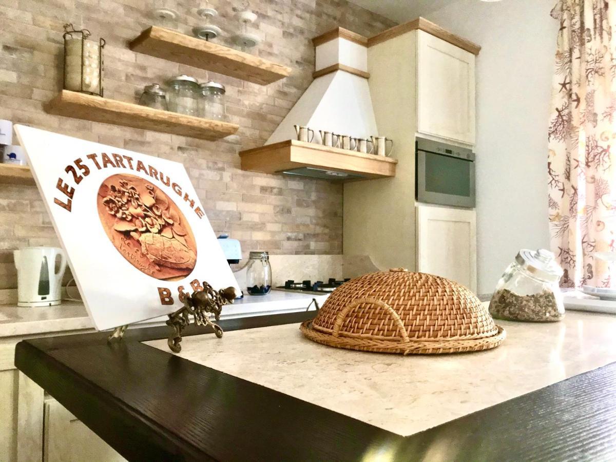 Bed and Breakfast Le 25 Tartarughe Santa Teresa Gallura Zewnętrze zdjęcie