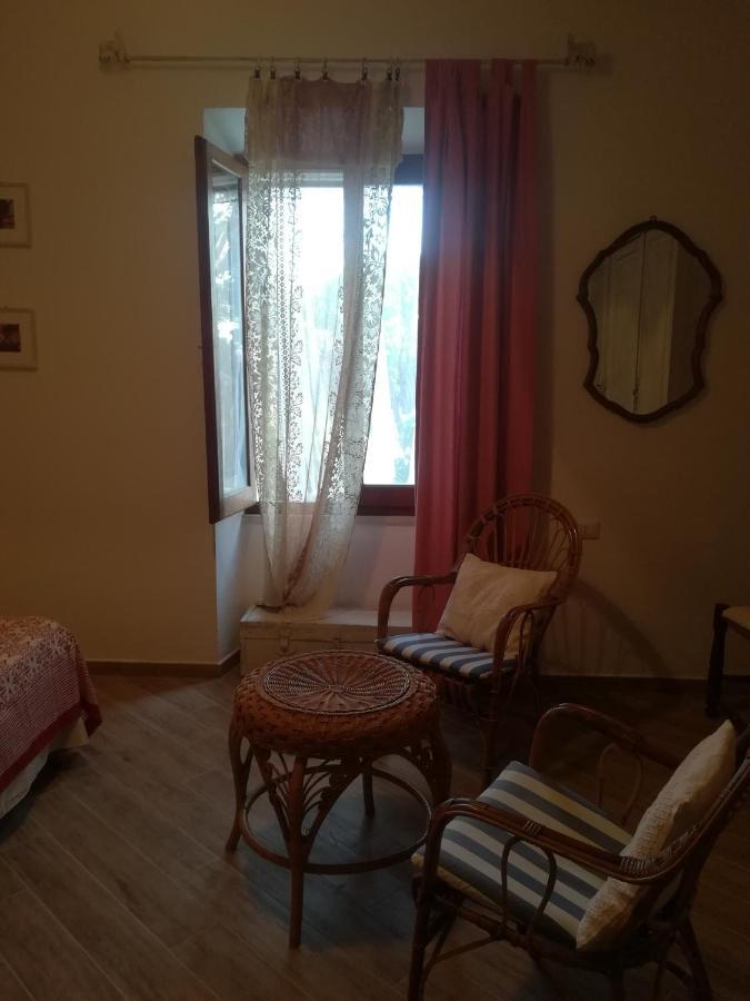 Bed and Breakfast Le 25 Tartarughe Santa Teresa Gallura Zewnętrze zdjęcie
