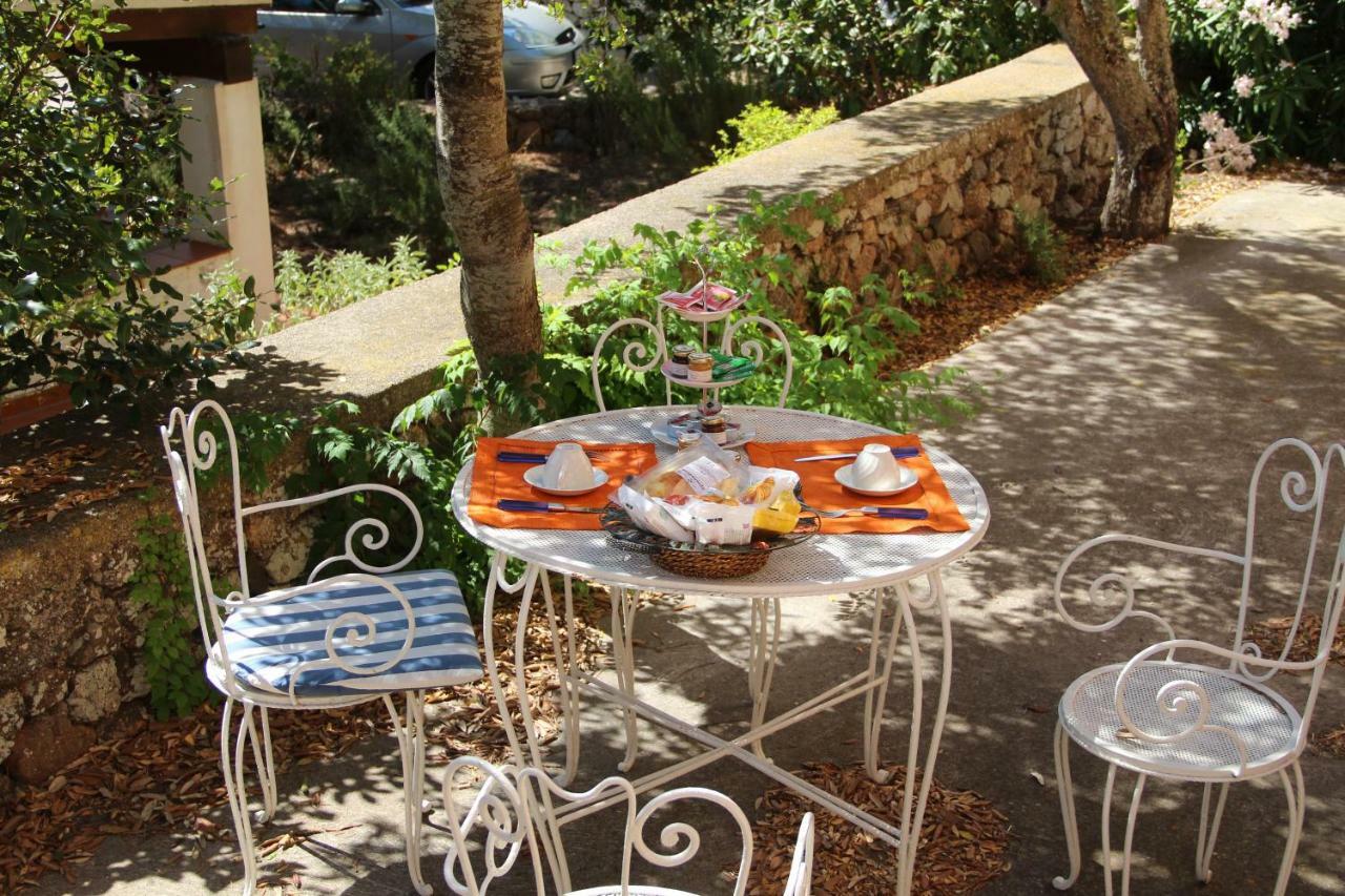 Bed and Breakfast Le 25 Tartarughe Santa Teresa Gallura Zewnętrze zdjęcie