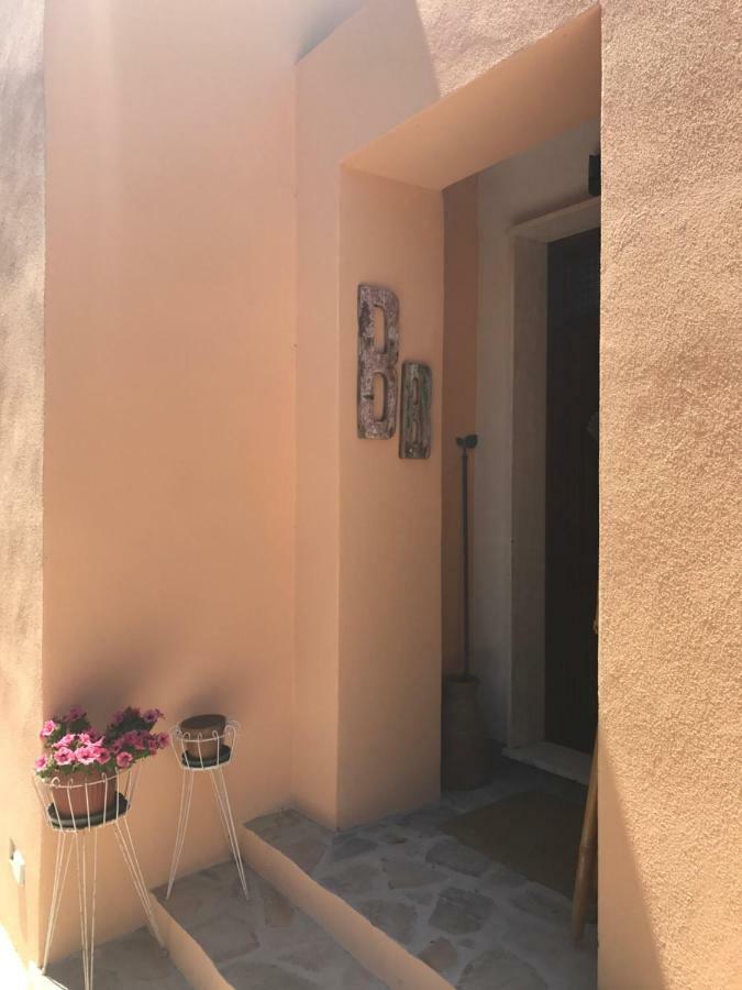 Bed and Breakfast Le 25 Tartarughe Santa Teresa Gallura Zewnętrze zdjęcie